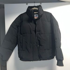 Levi's Women’s Cinched Puffer Jacket NWOT
